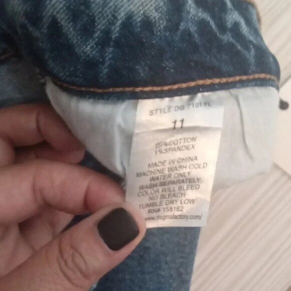 Dogma women's denim high rise flare leg jeans Medium wash size 29 - Picture 10 of 12